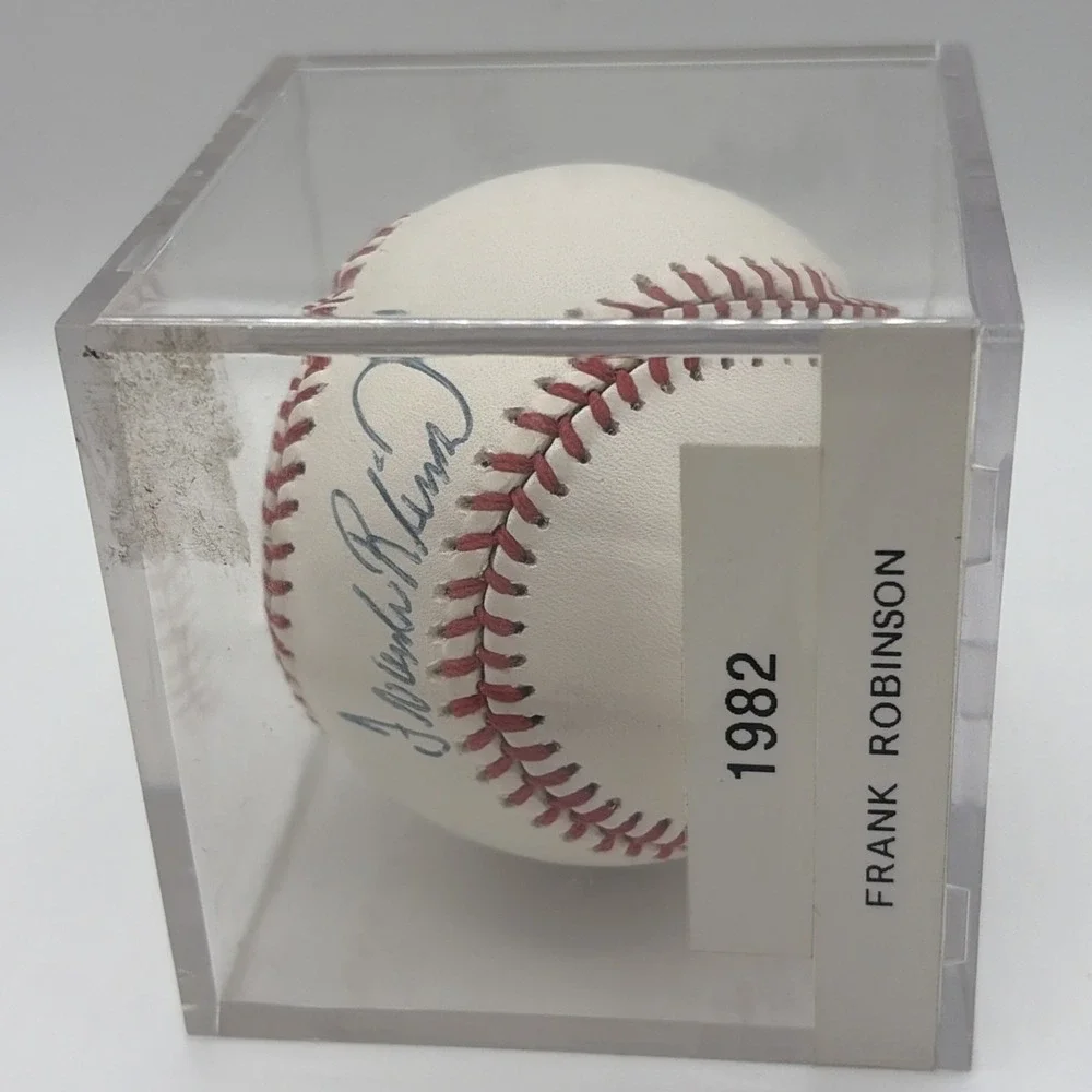 Frank Robinson Autographed Signed Baseball 